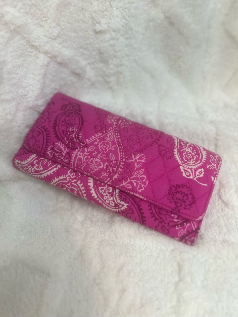 Vera Bradley Quilted Pink Stamped Paisley Wallet Clutch